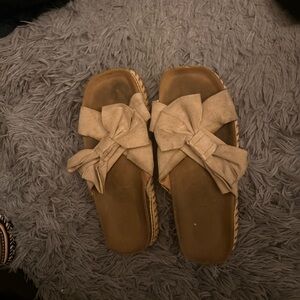 Women's Tan Bow Slide Sandals Natural Life size 8